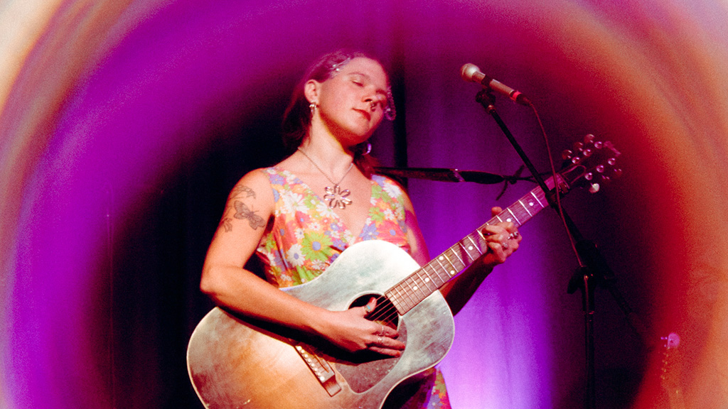 Mae Powell