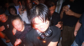@NICKCHEO the *TOUR* the *MOVIE*